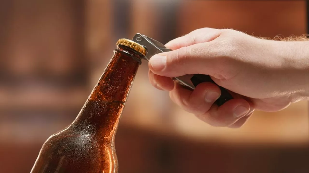 Sprzedaż piwa w Polsce spada (fot. Shutterstock)