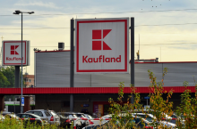 Kaufland wdraża nowy system parkingowy/ (fot.shutterstock.com)