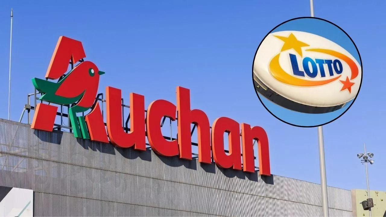 Dla kogoś zakupy we wrocławskim Auchan okazały się żyłą złota (fot. Shutterstock)