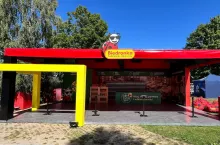 Biedronka pokazała festiwalowy koncept sklepu (mat.pras.)