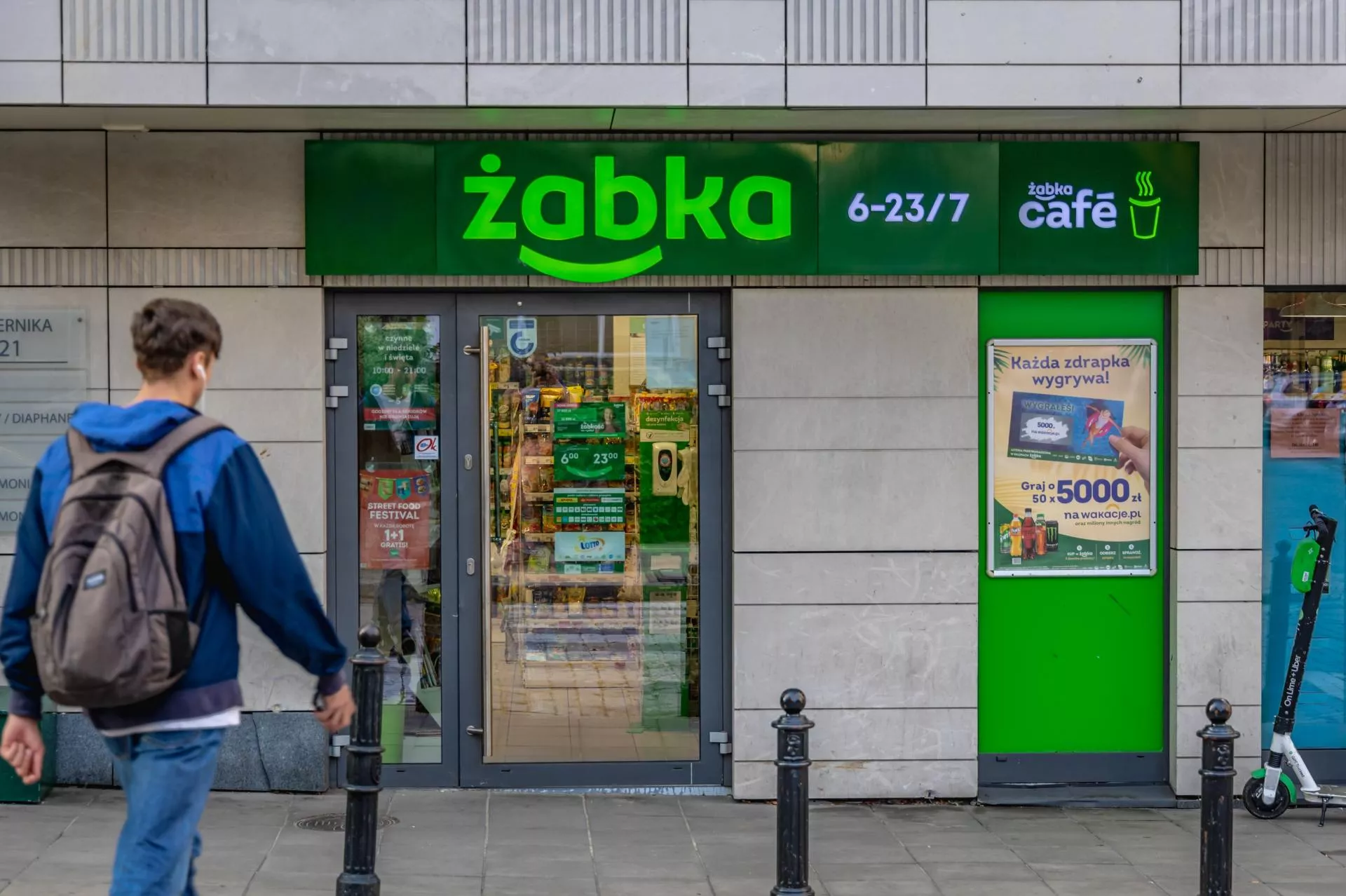 Bliskość to za mało. Czym dla Polaków są wygodne zakupy i ile są gotowi za nie zapłacić?