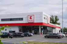 Sieć Kaufland ma obecnie w Polsce 261 sklepów, docelowo widzi miejsce nawet na 450 (fot. Shutterstock)
