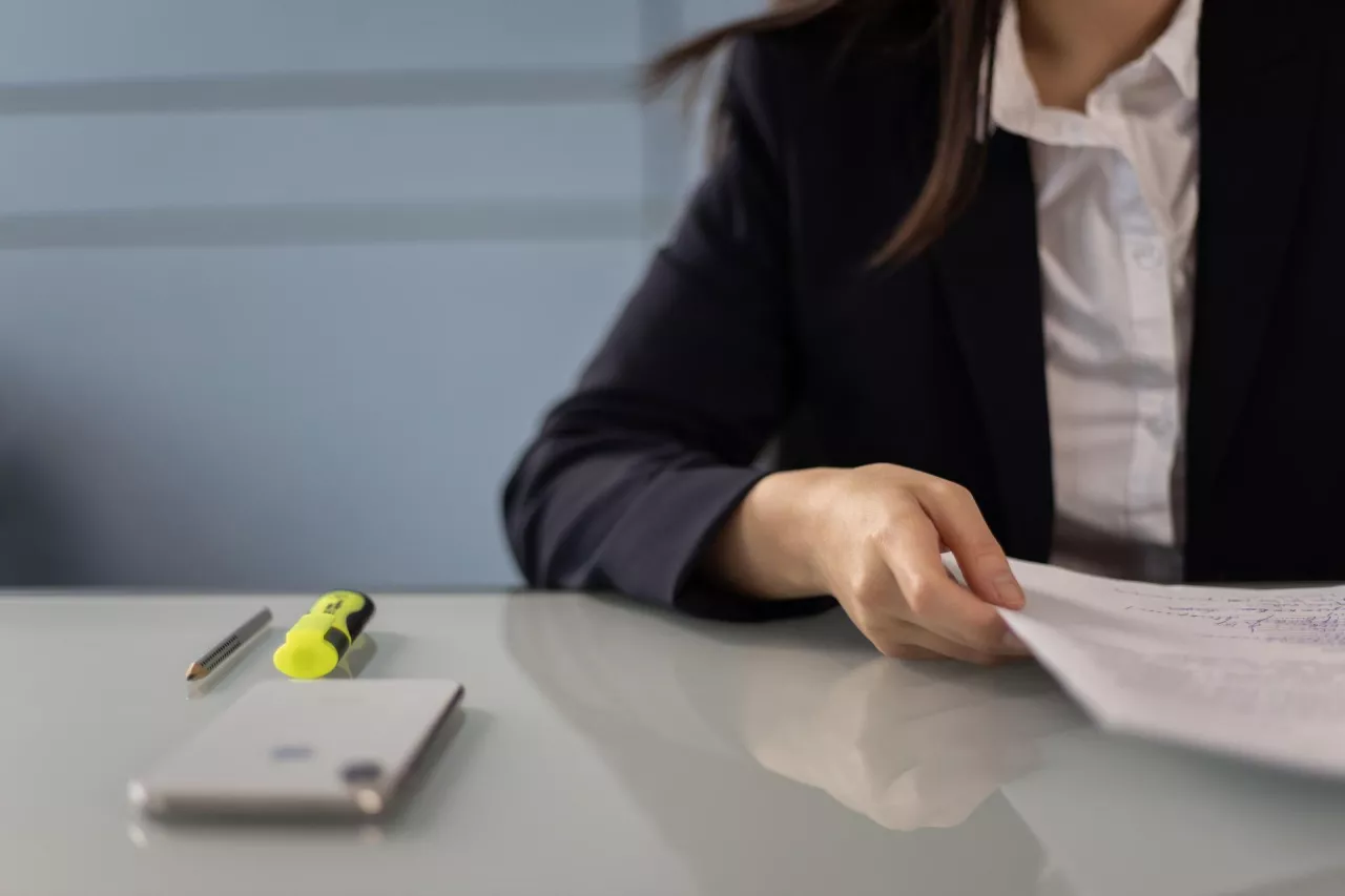 Outsourcing logistyki w handlu – co zyskują sieci sprzedaży, oddając magazyn na zewnątrz?