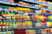 Większość napojów jest już z kaucją (fot. Shutterstock)