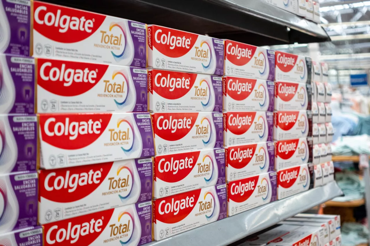 Kolejny gigant FMCG tnie portfolio. Colgate-Palmolive szuka kupca na marki (fot. Shutterstock)