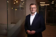 Piotr Puchalski, nowy prezes Polskiego Standardu Płatności, ma wyprowadzić markę Blik na szerokie międzynarodowe wody (fot. materiały prasowe)