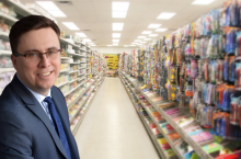 Jakub Borowski, główny ekonomista Credit Agricole Bank Polska (fot. x.com/Canva)
