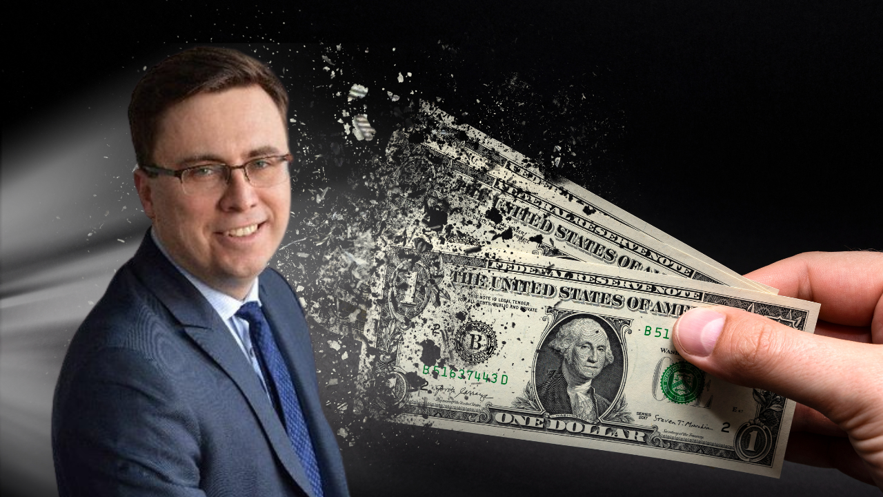 Jakub Borowski, główny ekonomista Credit Agricole Bank Polska (fot. x.com/Canva)