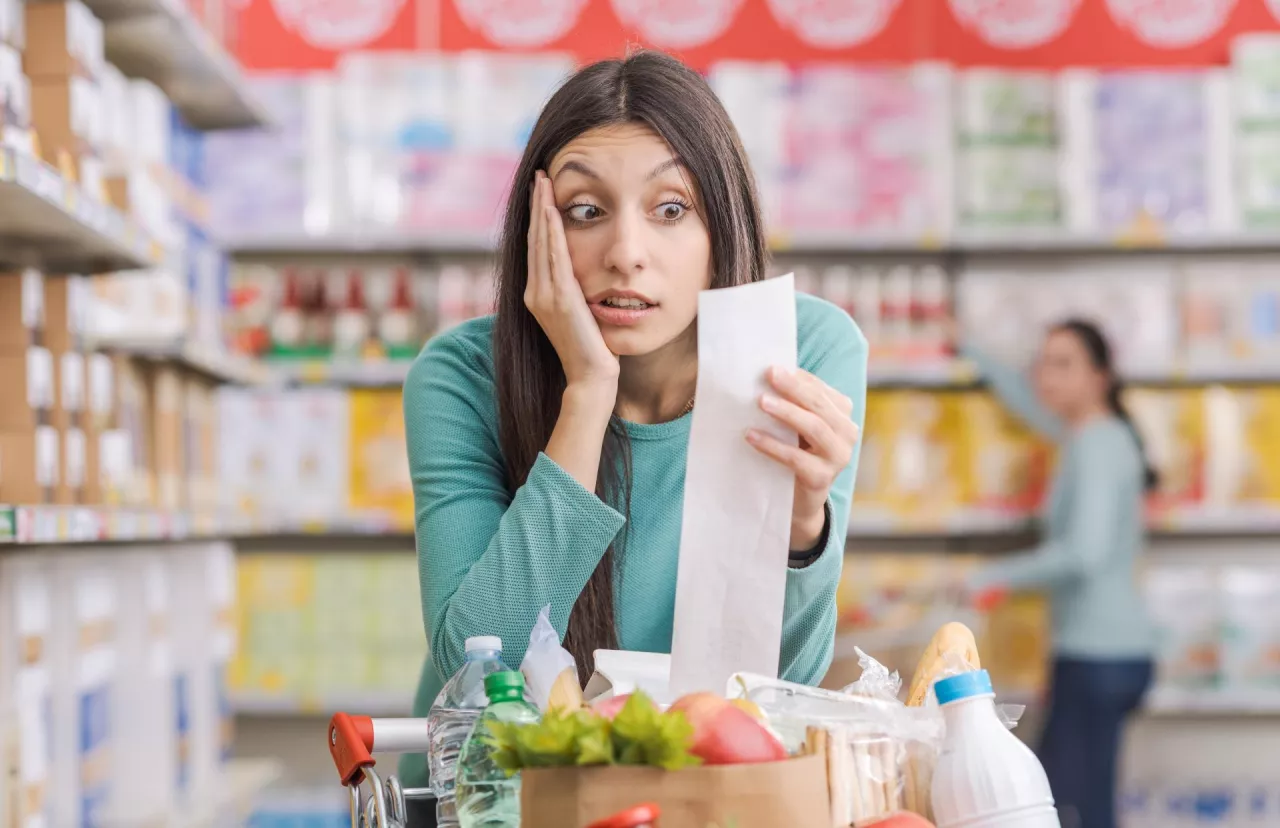 GUS podał dane dotyczące inflacji w sierpniu (fot. Shutterstock)