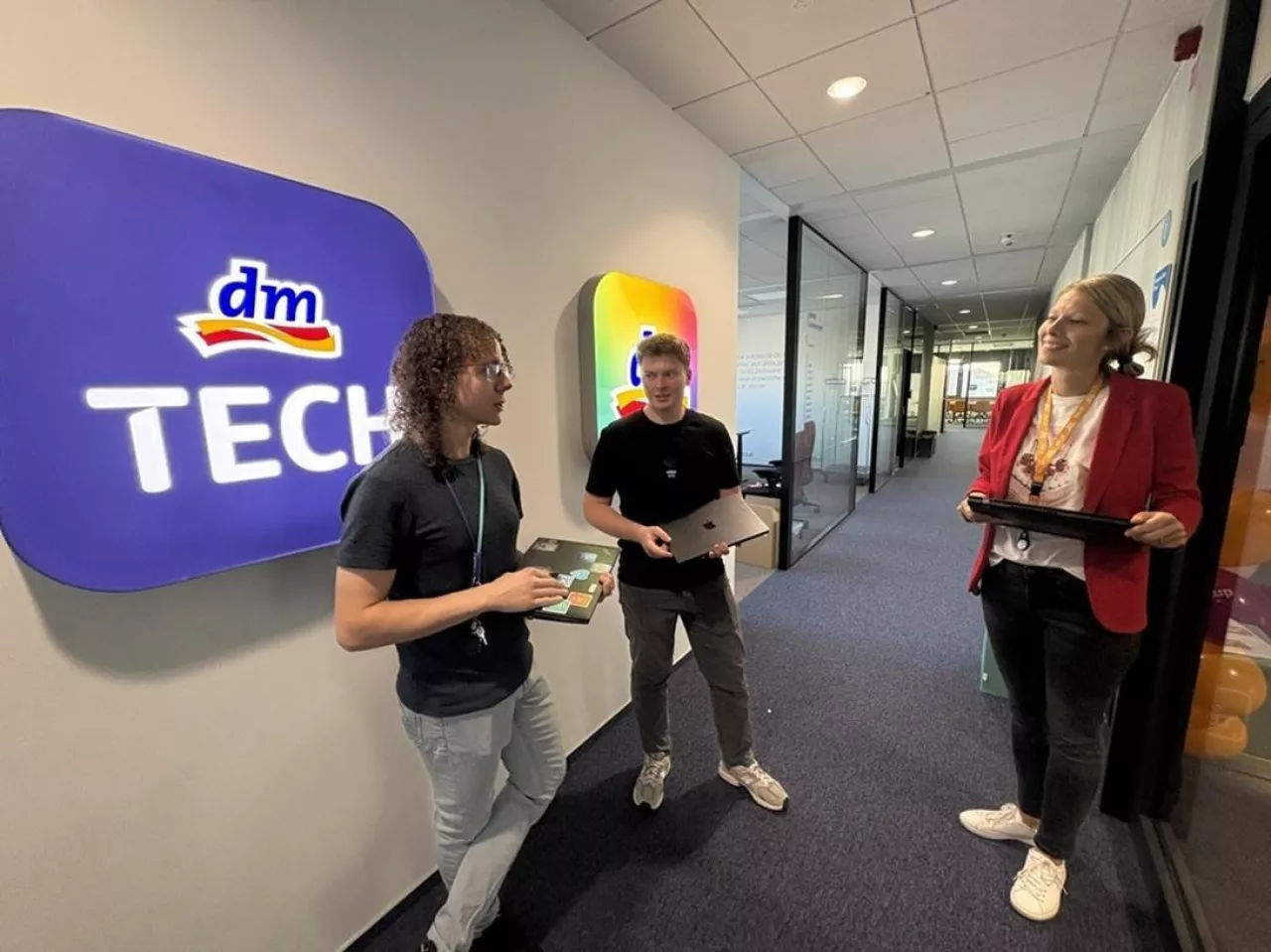 DM TECH drogerie DM