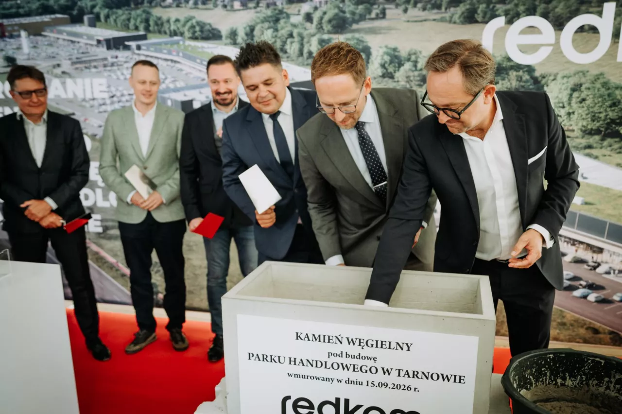 Kamień węgielny pod największy park handlowy w Tarnowie wmurowany (fot. mat. prasowe)