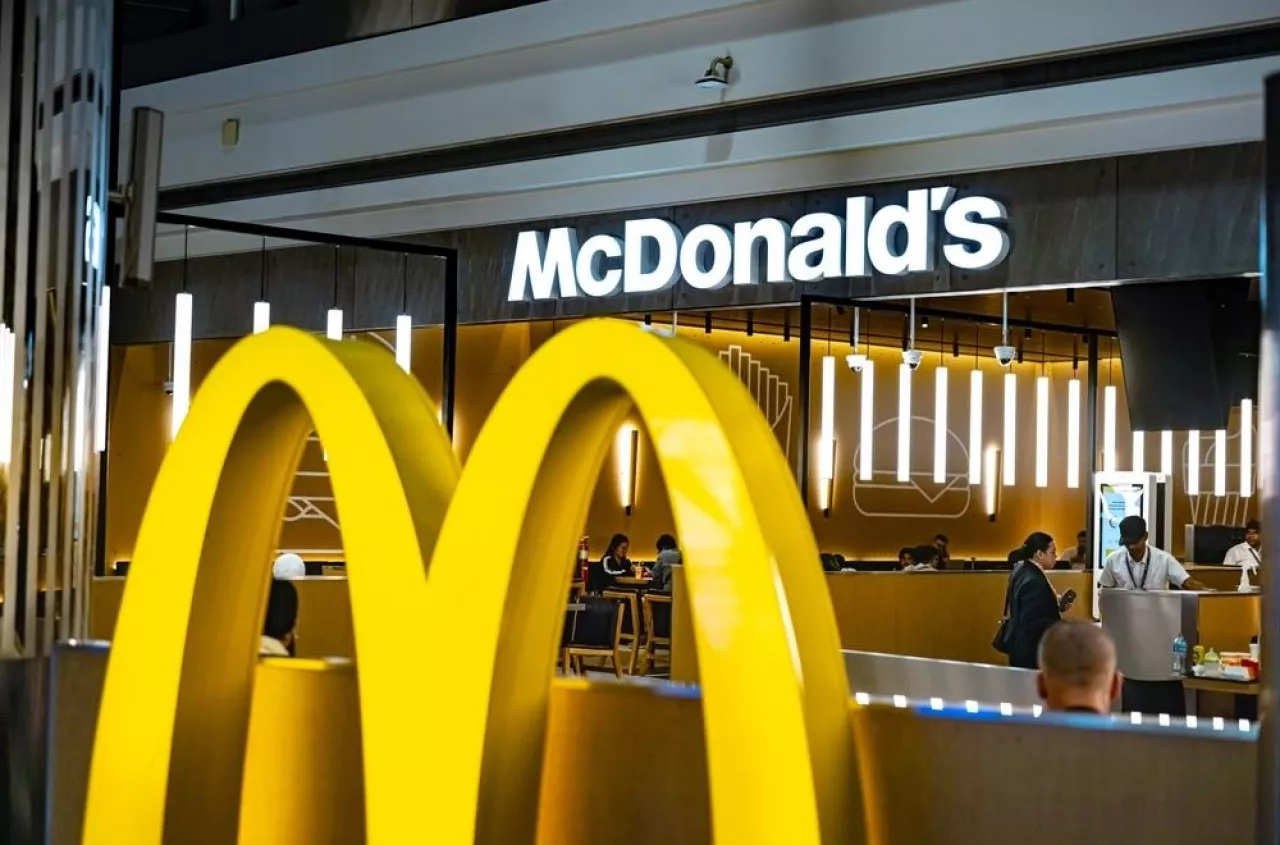 McDonald’s powalczy z gigantami handlu o miliard dolarów z retail media