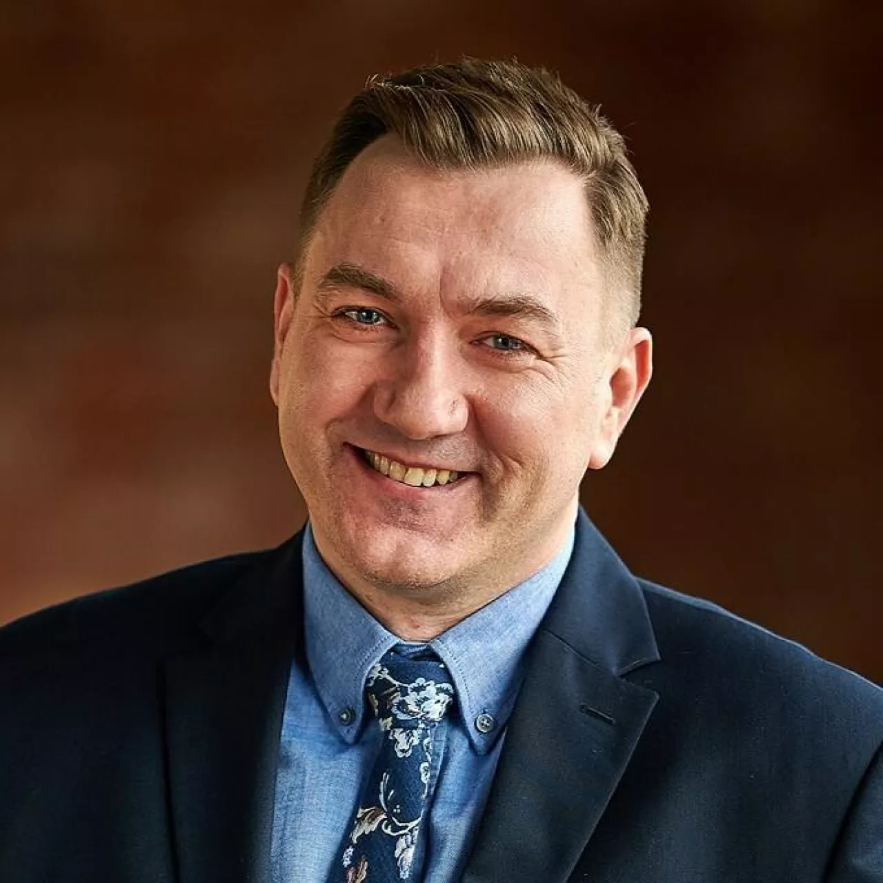 Sylwester Mroczek, manager działu rozwoju formatów i konceptów handlowych oraz ekspert ds. wdrożenia systemu kaucyjnego w Carrefour Polska (fot. Carrefour Polska)