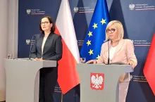 Od prawej: Paulina Hennig-Kloska, ministra klimatu i środowiska i Anita Sowińska, wiceministra tego resortu (fot. Wiadomości handlowe/Katarzyna Pierzchała)