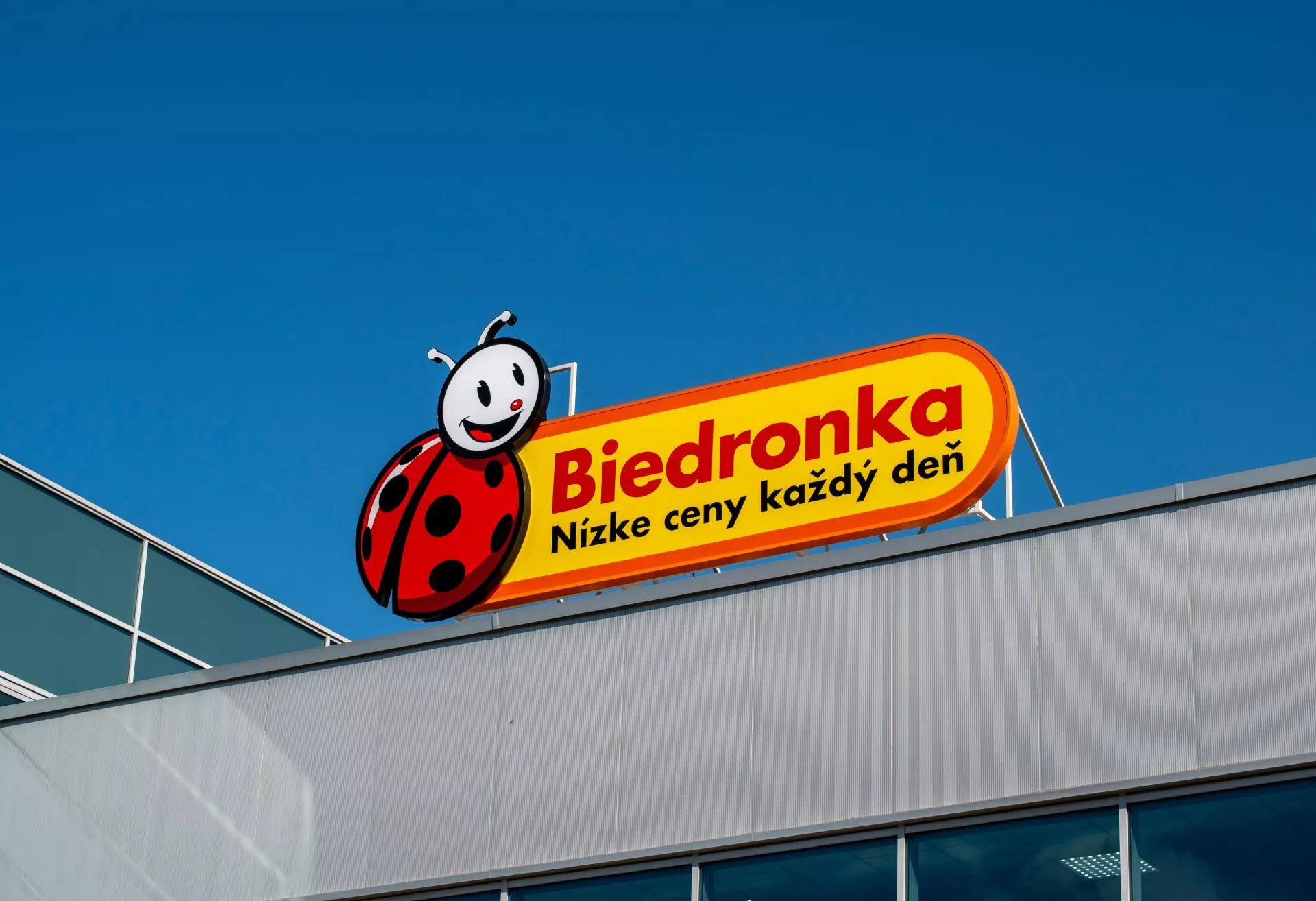 Biedronka otwiera na Słowacji. Czy 50 sklepów na 2026 r. jest realne?