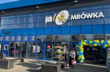 W ramach nowej akcji PSB Mrówka można kupić czujkę czadu za symboliczną złotówkę. Grupa PSB celuje w 1000 sklepów do 2028 roku (fot. Grupa Psb).