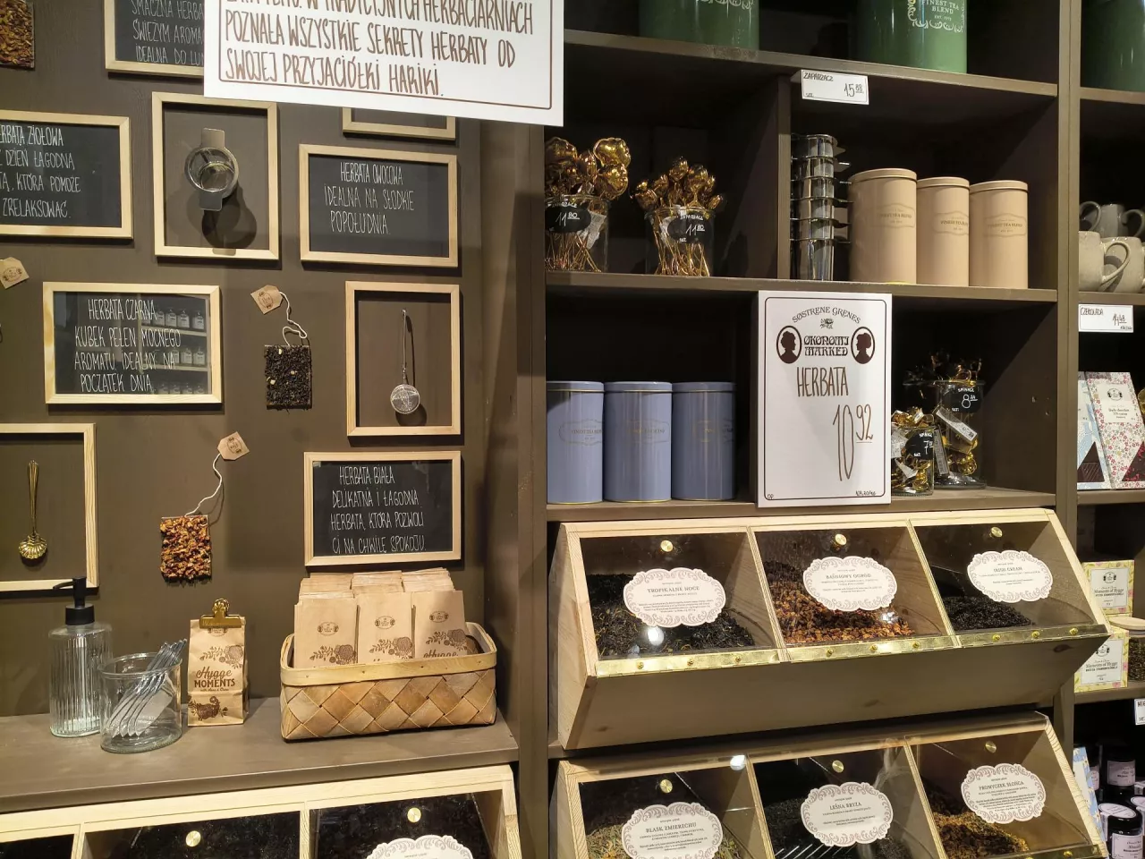 Sieć Søstrene Grene będzie konkurować zarówno z graczami home &amp; decor, takimi jak Zara Home, H&amp;M Home, Homla czy Home &amp; You, jak i z dyskontami non-food - uważa Katarzyna Kuciel analityczka w PMR Market Experts by Hume’s Institute<strong> </strong>(fot. Wiadomości Handlowe)