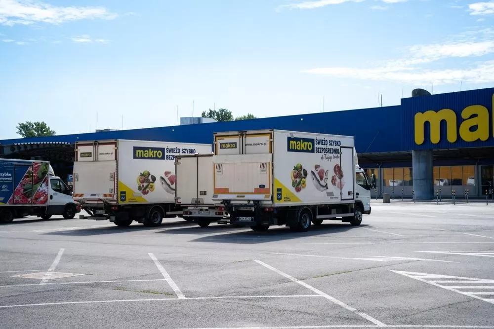 Makro potwierdza rozmowy o zwolnieniach. Ruszają konsultacje