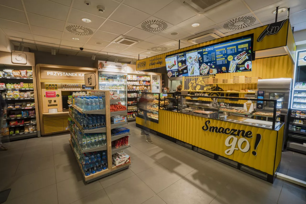 Sklep 1Minute Smacznego! (fot. Lagardere Travel Retail)