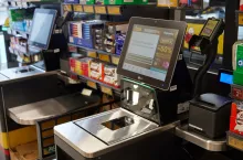 Kasy samoobsługowe to definicja postępu technologicznego w handlu (fot, materaiły prasowe)