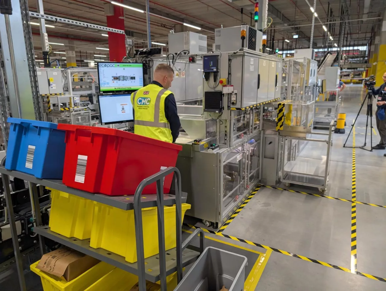Dzięki centrum w Dobromierzu wydajność Amazon na CEE wzrośnie o 10 proc. (fot. wiadomoscihandlowe.pl)