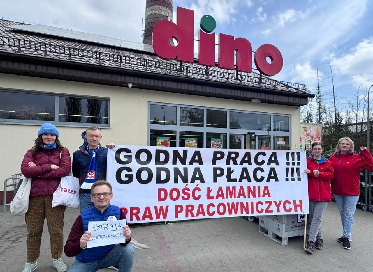 Strajk ostrzegawczy w Dino (fot. za: Facebook)