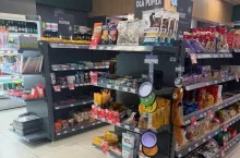 Strefa petfood na stacji Orlen (fot. Agnieszka Bobrukiewicz)