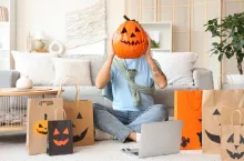 Halloween w sklepach. Ile Polacy wydadzą w 2026 roku? (fot. Shutterstock)